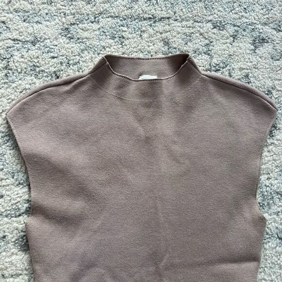 *NWT* Abercrombie & Fitch Tan Sweater Bodysuit - Picture 3 of 5